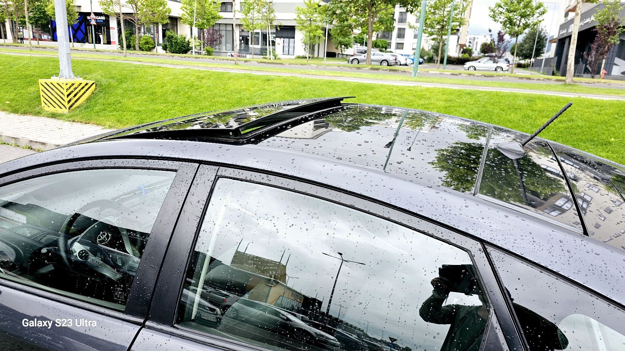 Toyota prins hibrid gpl