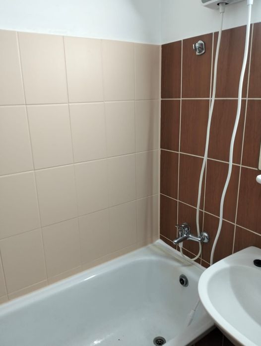 Electrician, Handyman, Mester casei, Montaj mobila, Instalator sanitar