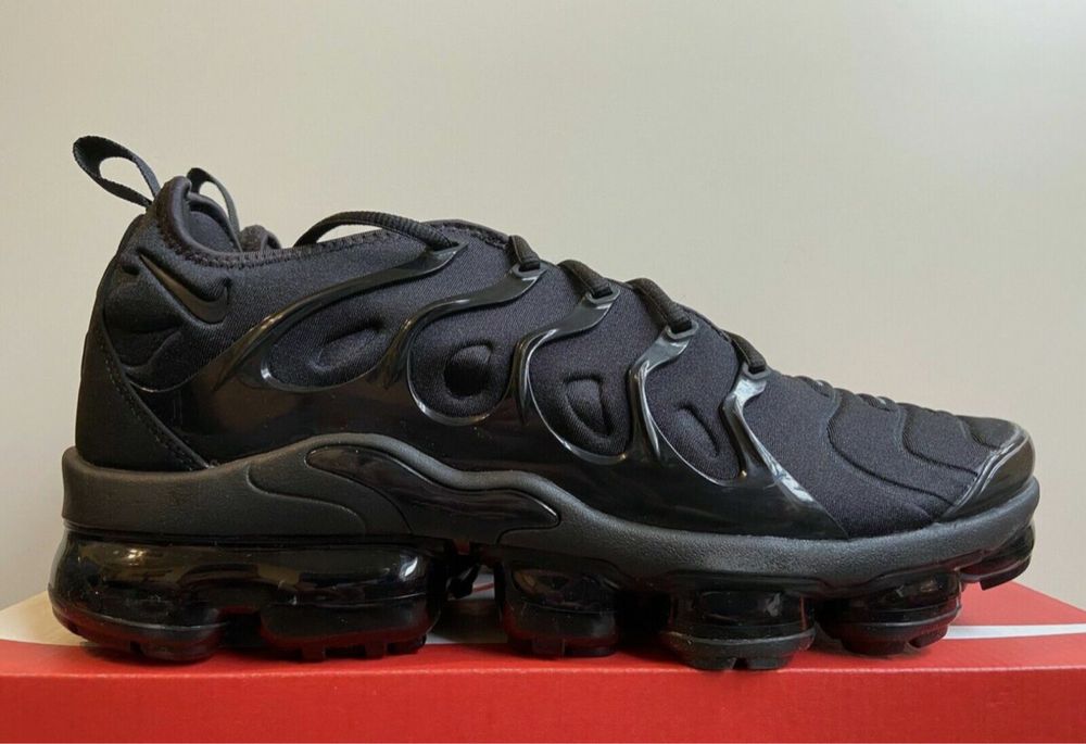 Nike Air Vapormax Plus Triple Black 44