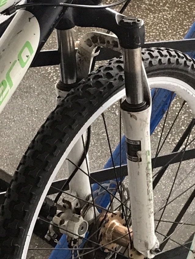 Bicicleta full suspension nou reparatai