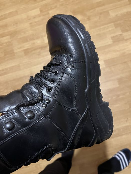 Високи полицейски обувки