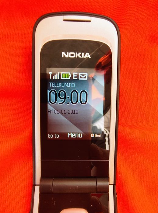 Nokia 2720s  ( decodat, impecabil 10/10)
