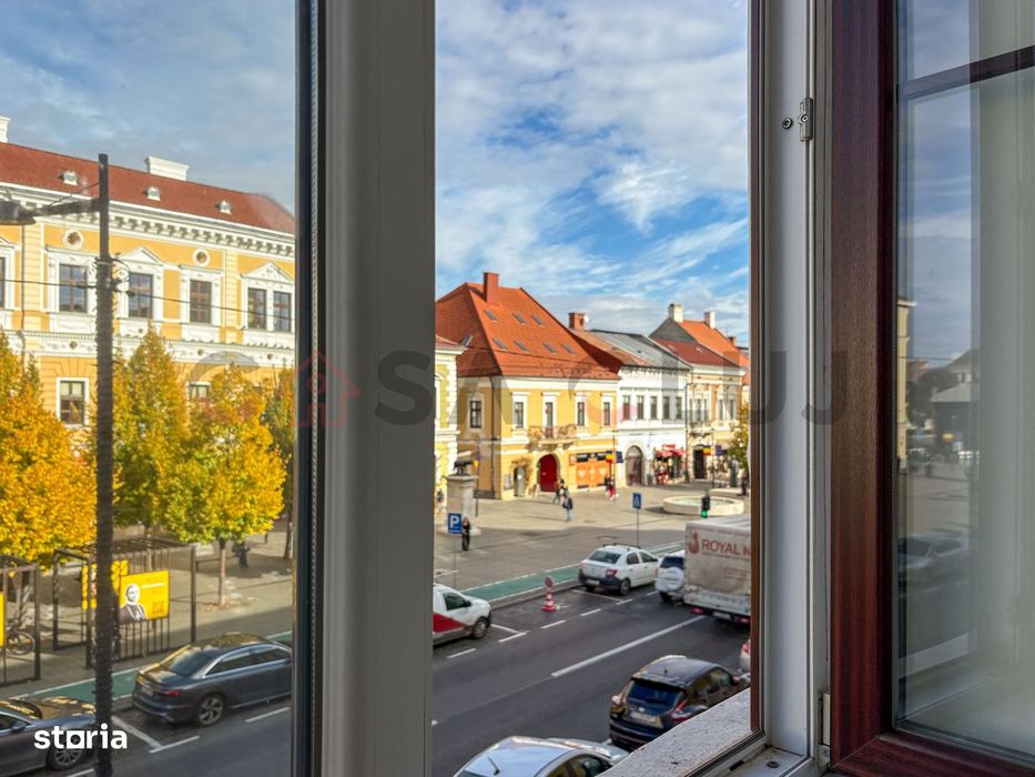 3 camere cu vedere la Bulevardul Eroilor, Centru Cluj-Napoca!