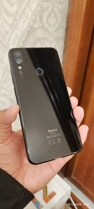 Redmi note 7, holati ortacha. Ekran alishgan. Batareya ozgina ishgan
