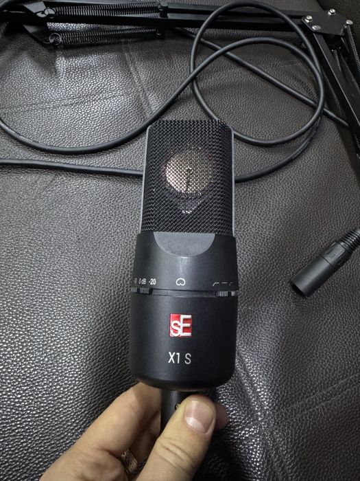 Студийеный микрофон SE Electronics X1 S