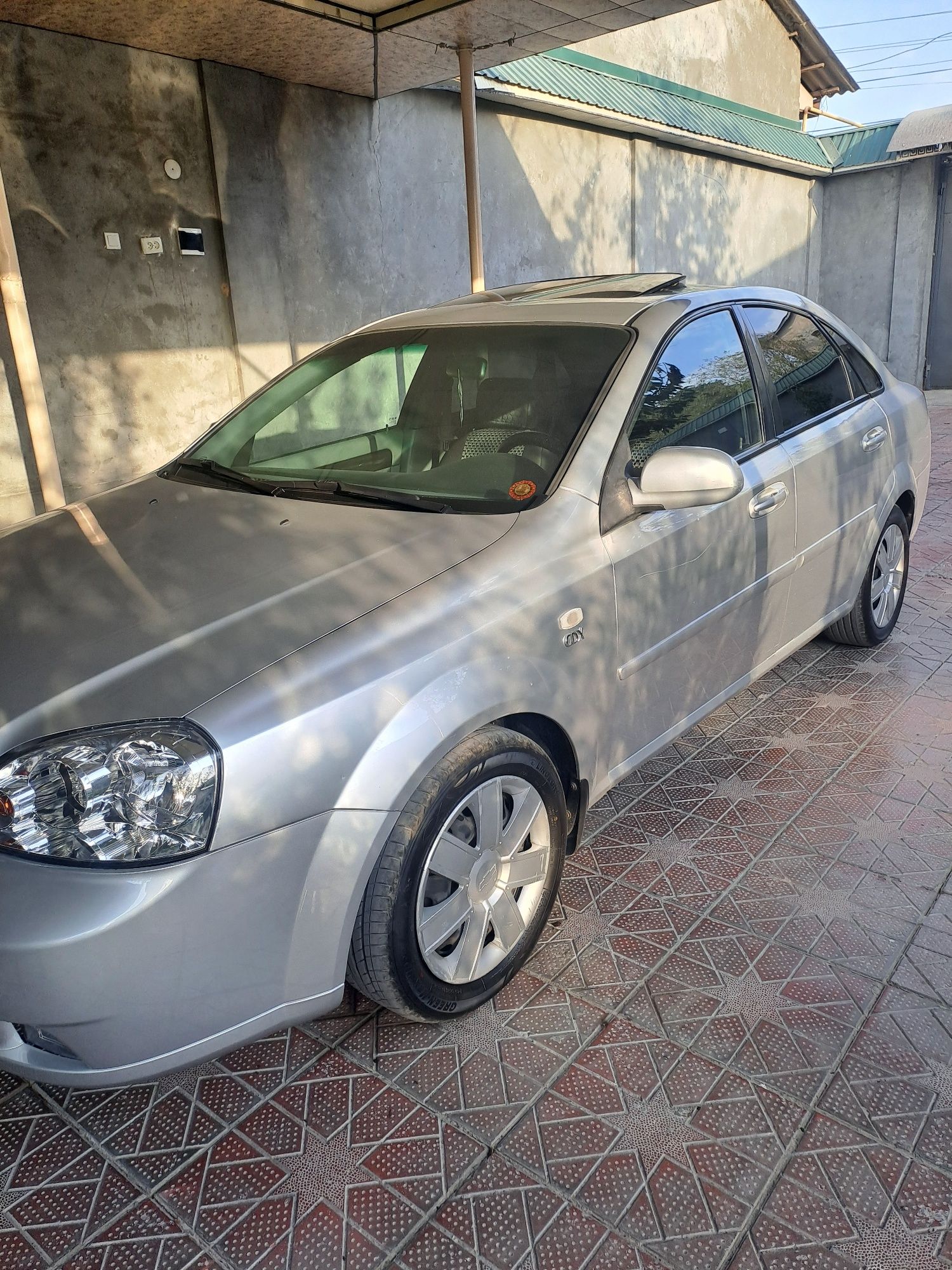 Ласетти 2010 автомат  пробег 288000