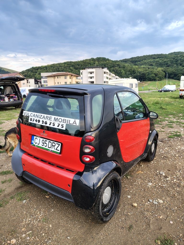 Vând Smart  FORTWO 0.7 benzină