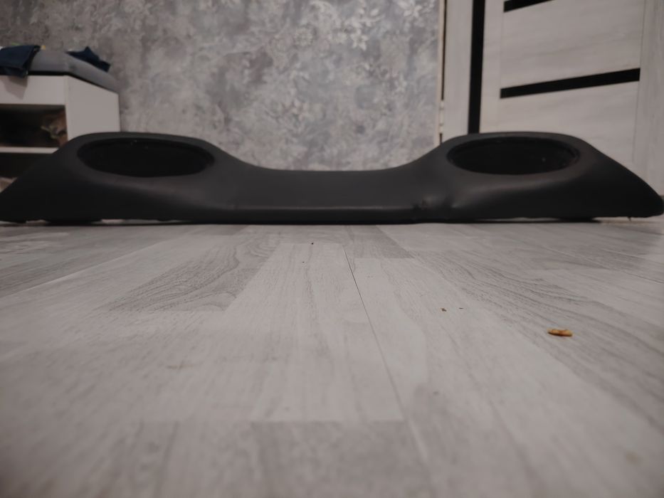 Полка под задние колонки от спарка