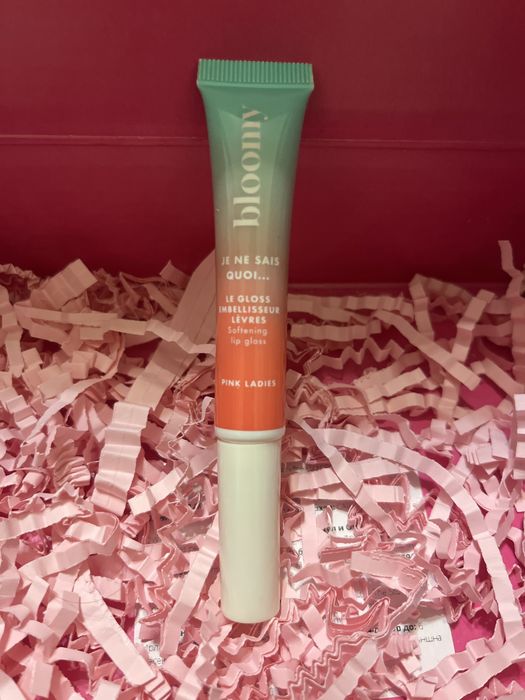 Скраб за тяло, течен руж, маска за коса, Гланц, автобронзант за лице