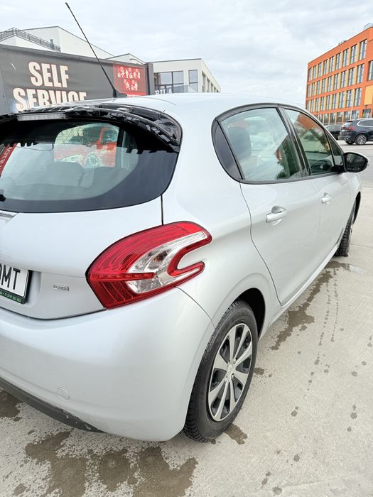 Vand Peugeot 208 sport