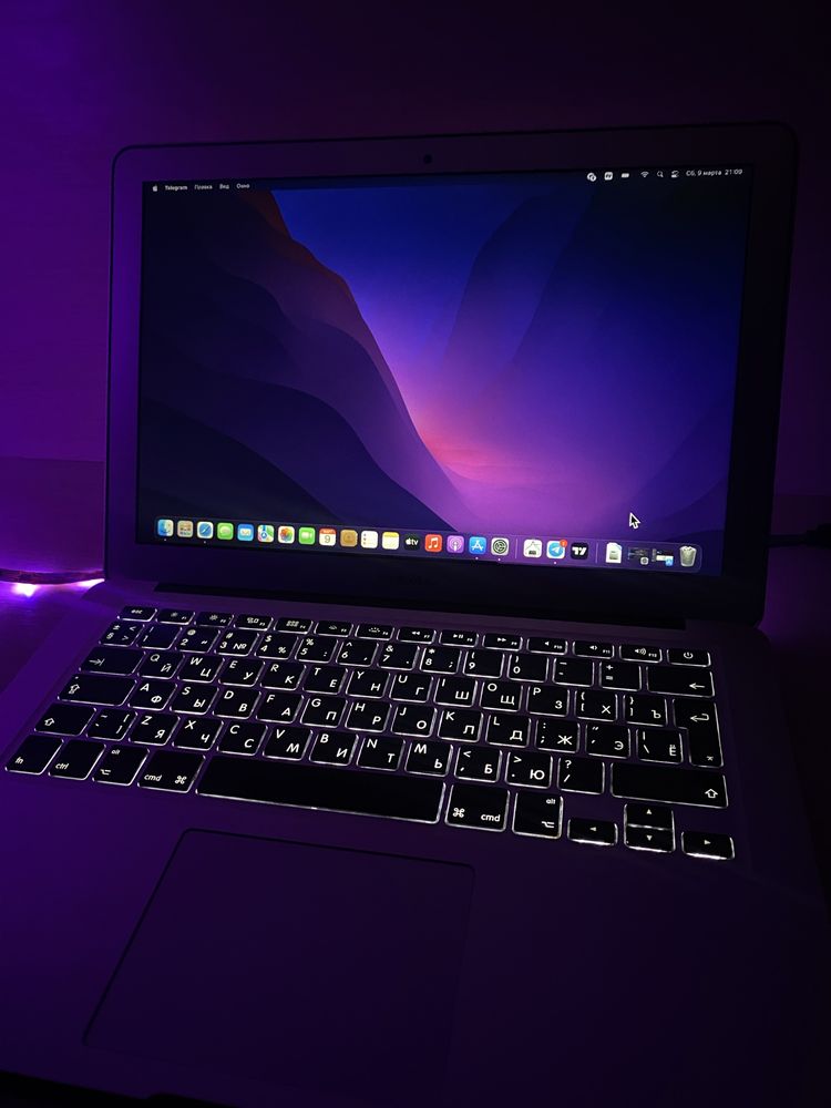 MacBook Air 13 2017 с комплектом