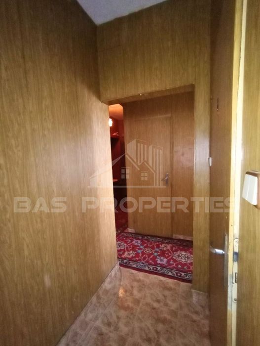 Продава се Тристаен апартамент в София, Надежда 1 - 84 кв.м за 1655 €/кв.м - Снимка #8