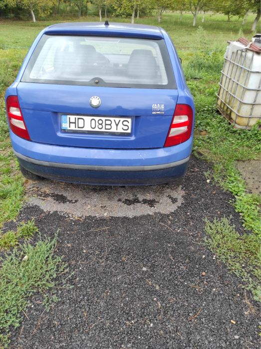 Skoda Fabia de vanzare, an 2000, benzina, motor de 1.0.