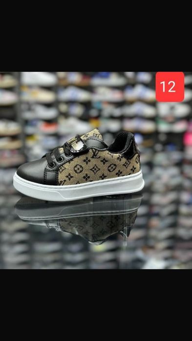 Adidași pentru copii