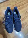 Adidasi firma ADiDAS noi marimea 43