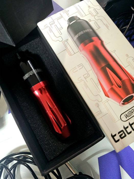 Vând kit de tatuat pentru începători