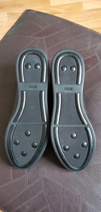 Обувки BOSS естествена кожа НОВИ