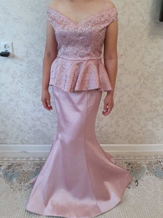 Платье женское вечернее