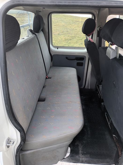 VW  T5 Doka  autoutilitară 6 locuri