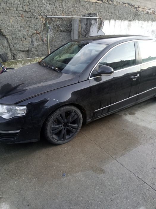 Dezmembrez vw passat B6 BMR