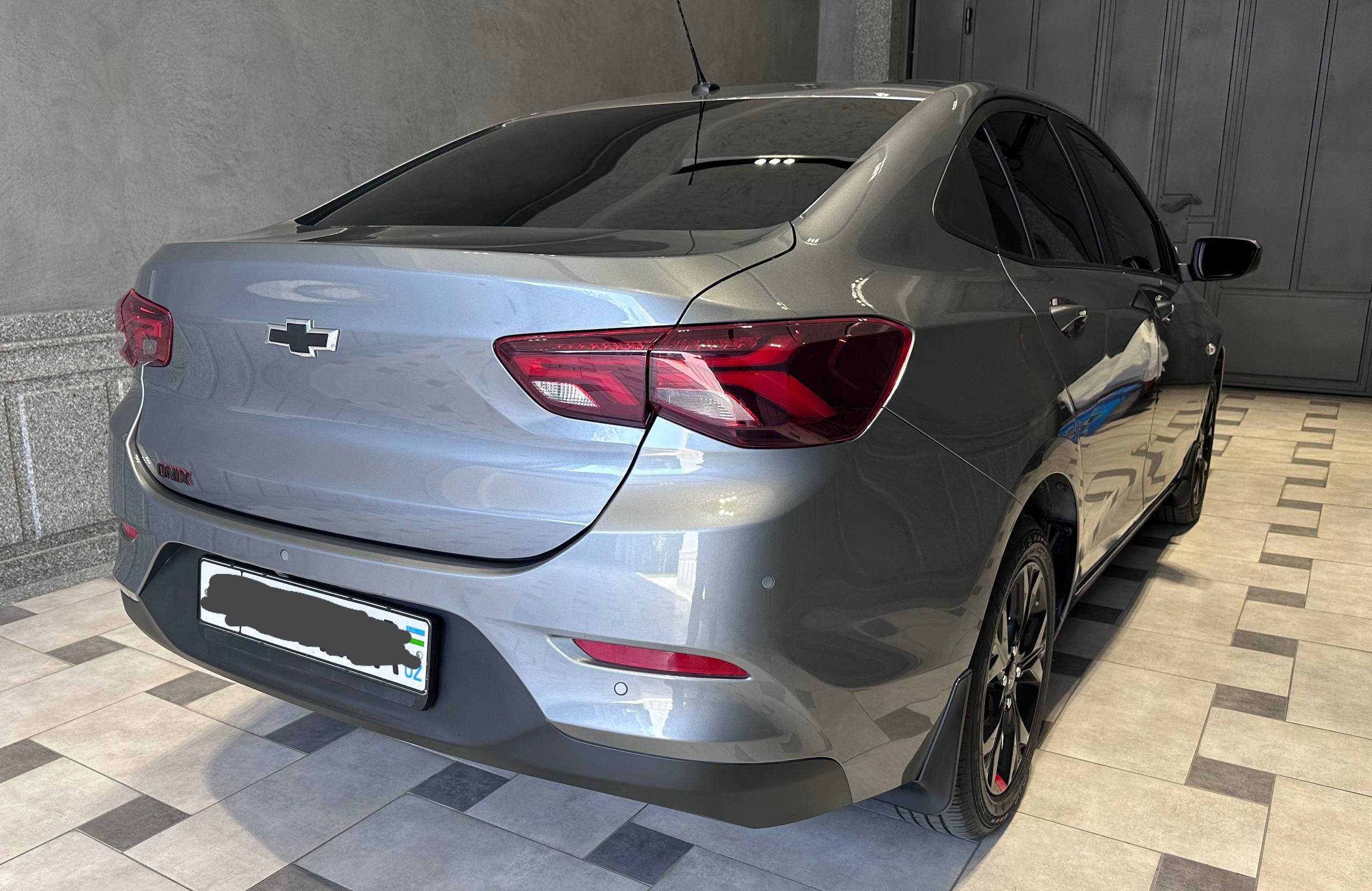 Chevrolet Onix REDLINE Мокрый асфальт 2024г.