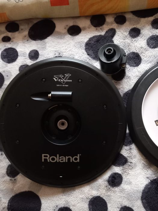 Vând schimb procesor Roland TD 12și cinele WH11 și crash ride CY12 dua