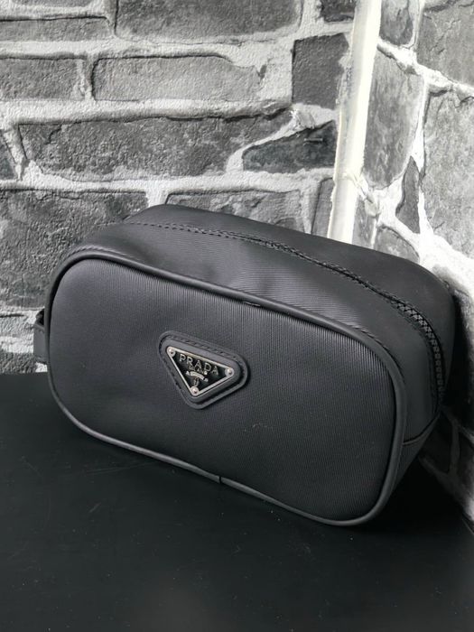 Стилна чанта тип несесер