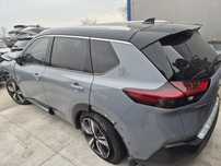 Nissan Rogue на части