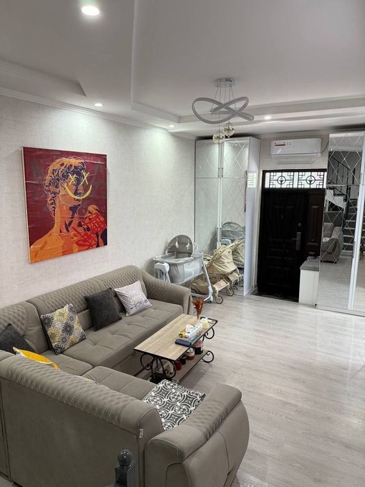 Срочно Продаётся Коттедж в Мирабадском Районе