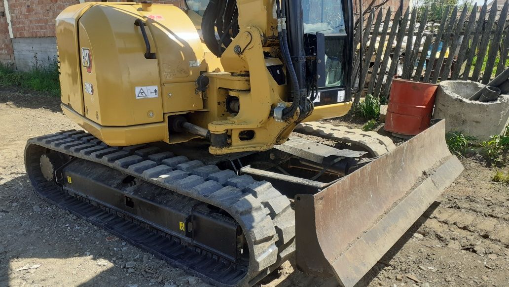 Vand senile cauciuc excavator 8 tone