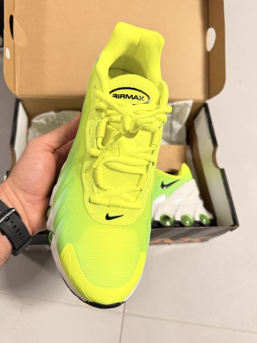 Nike Air Max Dn8 Volt Green