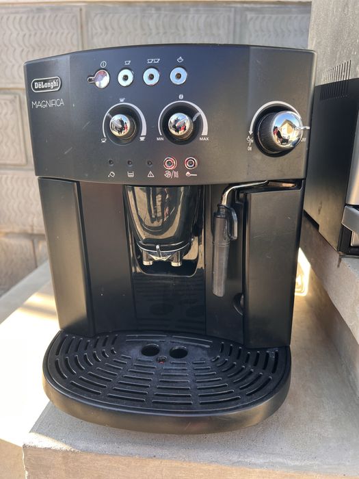Кафемашини Delonghi