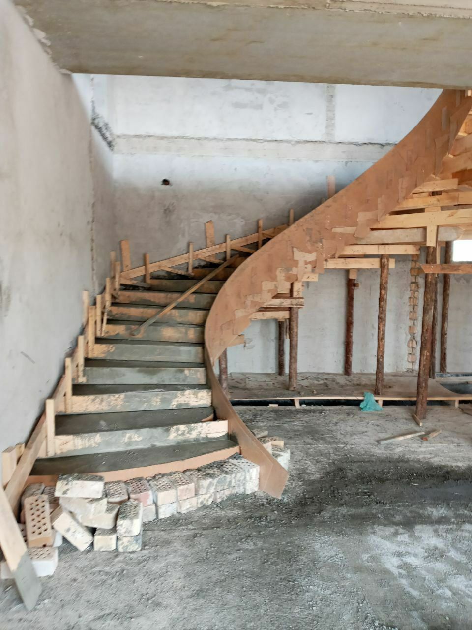 Beton zinalar зина