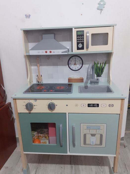 Bucatarie din lemn pentru activitati copil