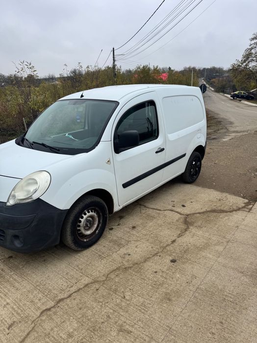 Vând Renault Kangoo