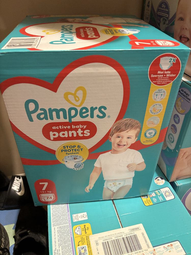 Памперси Pampers