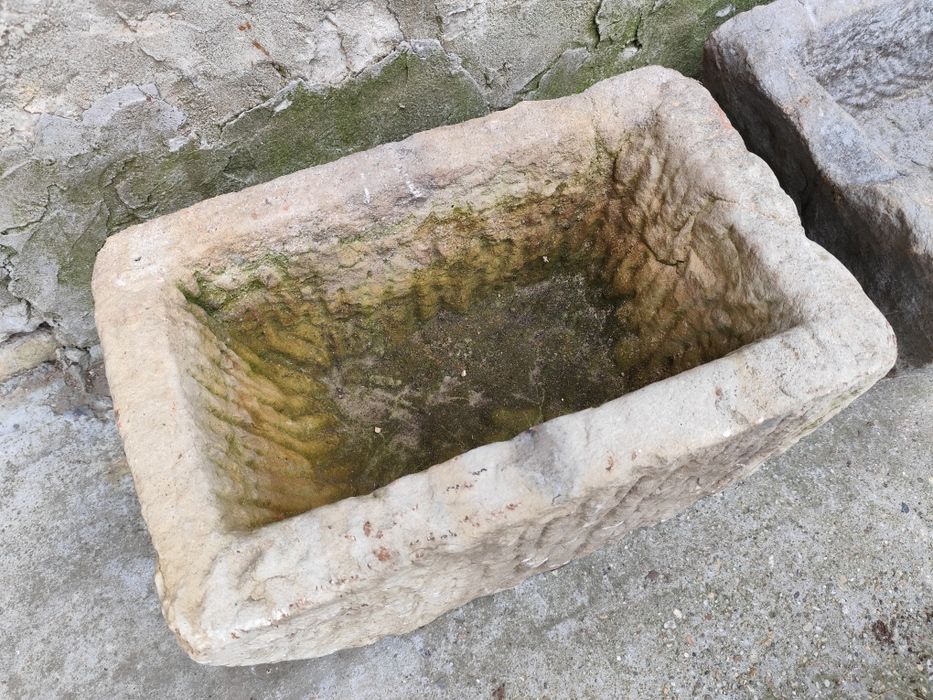 Каменни корита...