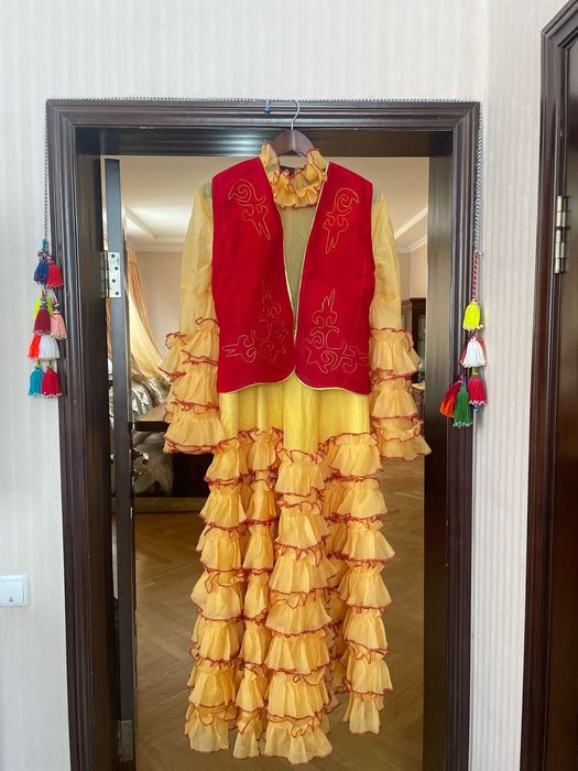 Продам платье 36-38 р