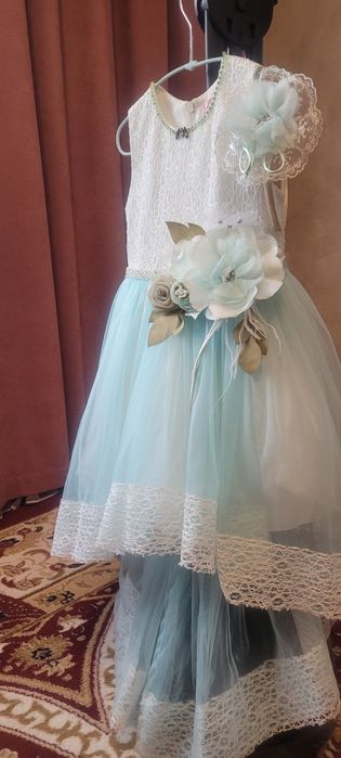 Нарядные платья для девочек 4-6 лет