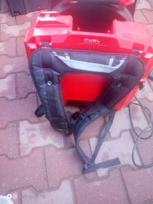 Milwaukee mașină desfundat țevi