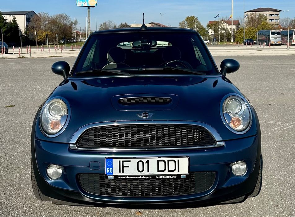 Mini Cooper S Mini Cooper S R57, decapotabil, cutie automata.