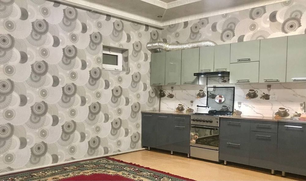 Янги қурилган 5 хонали 6 сотихли ҳовли уй сотилади.