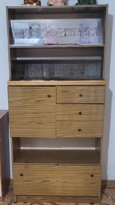 продам стенку секционную