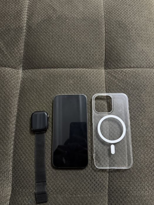 Iphone 13 pro black 256 GB + iwatch se black