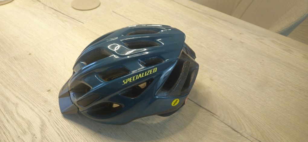 Casca Specialized Chamonix M MIPS