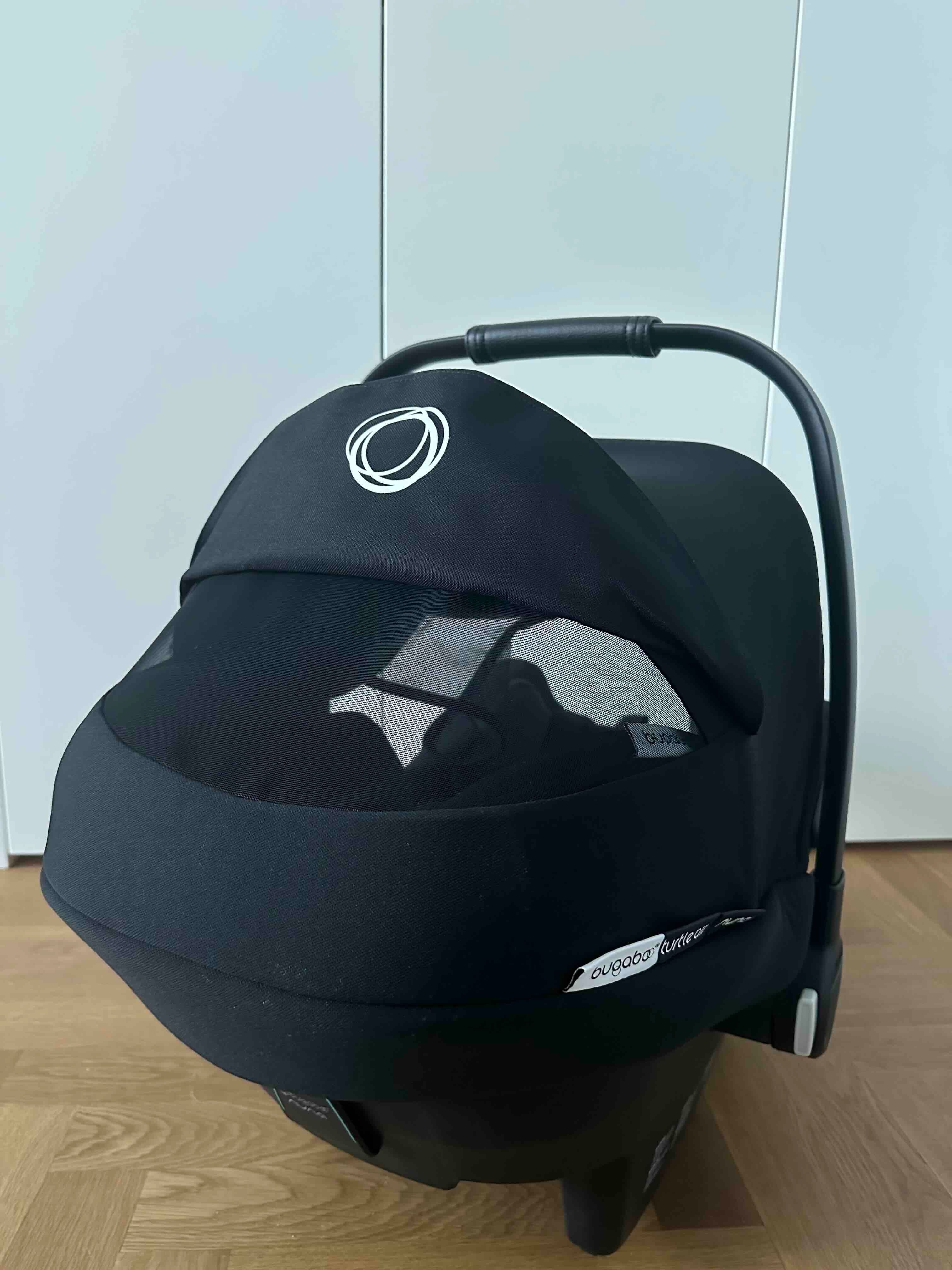Столче за кола Bugaboo Turtle Air + Isofix / Изофикс база
