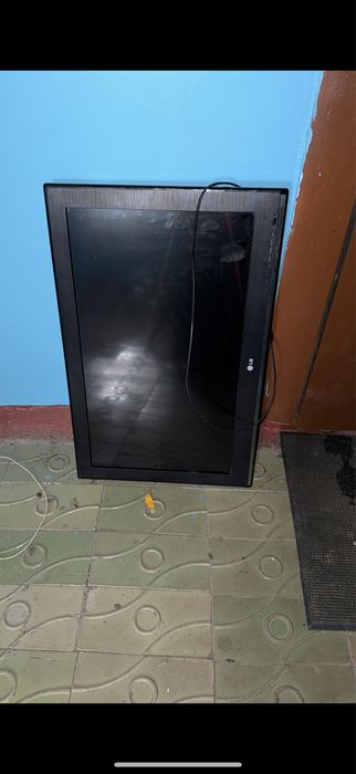 Продам телевизор