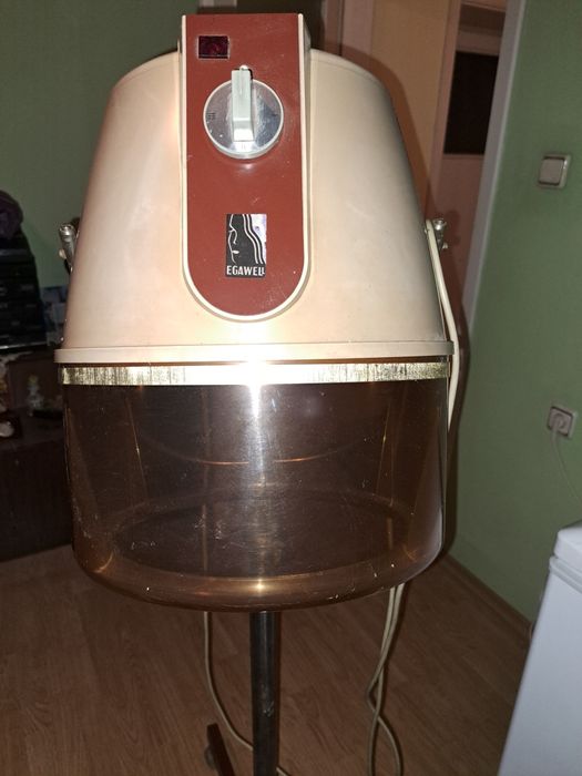 Фризьорски каска