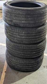 Set anvelope vara 235 45 18r  Pirelli