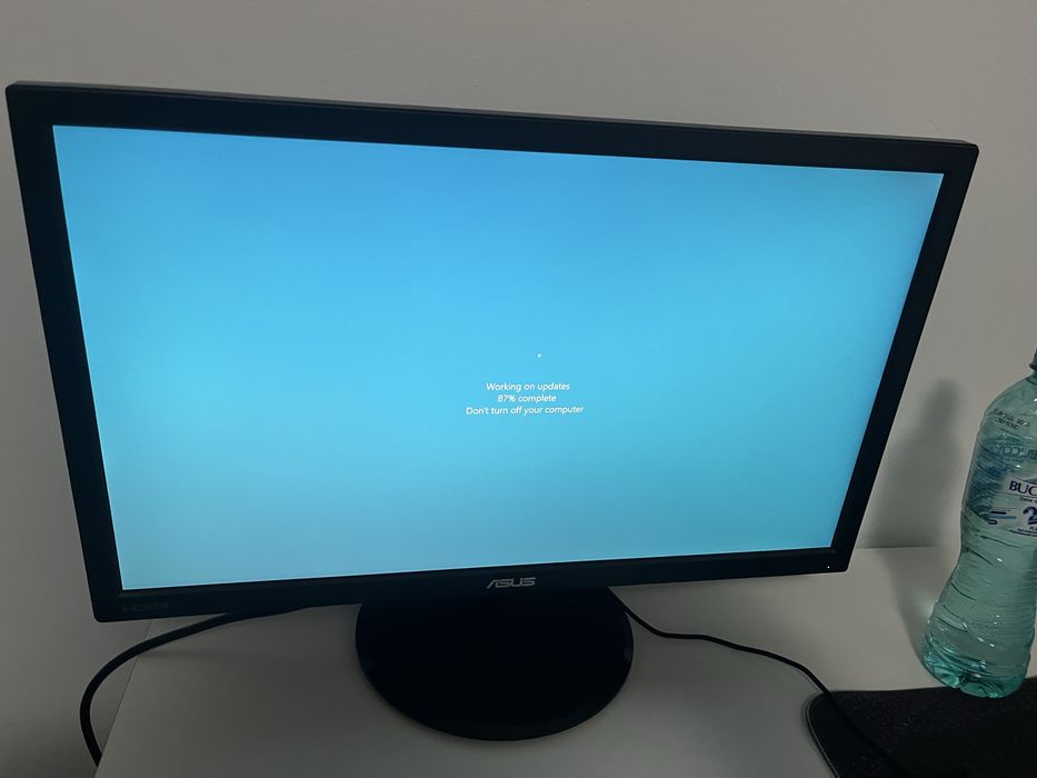 Vand monitor PC gaming 60 cm stare f buna